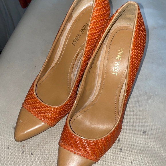 Nine west size 7 orange & tan combo - Picture 2 of 5